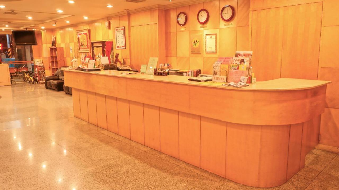 Hwa Du Hotel Tainan Exteriör bild