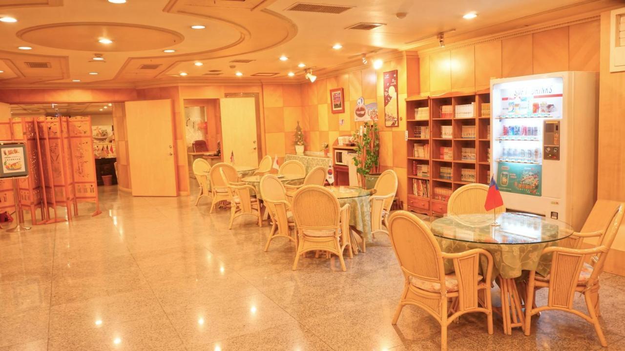 Hwa Du Hotel Tainan Exteriör bild